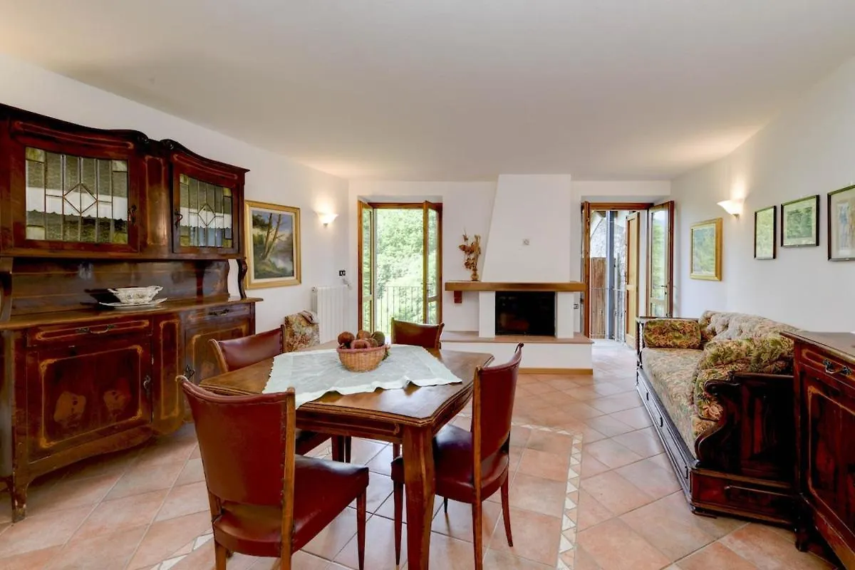 Tignale - Charme Rustico, Vista Lago Con Parcheggio 0*,